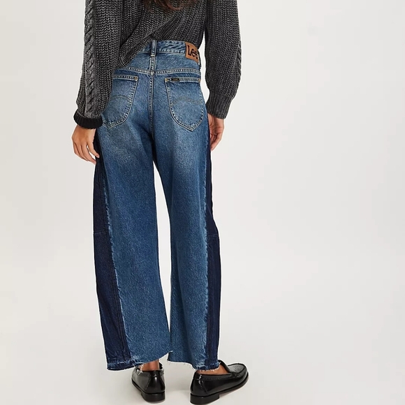 Lee Rider Low-Slung Barrel Jeans - Picture 4 of 9